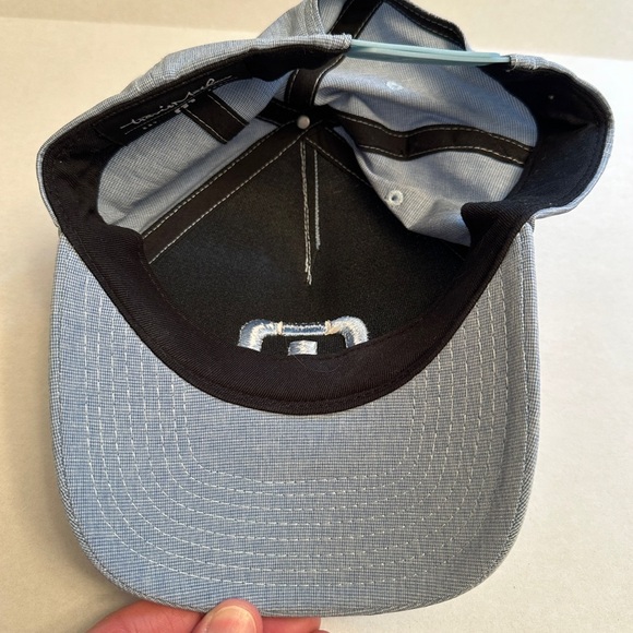 Travis Mathew Logo Golf Hat Snapback One Size Light Blue Hat Embroidered Logo - Picture 3 of 6